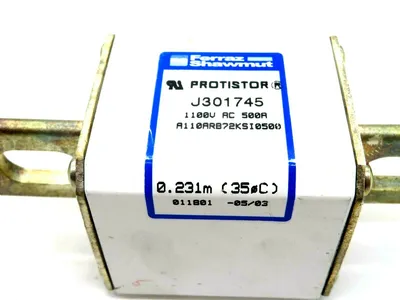 NEW LOT OF 3 FERRAZ SHAWMUT J301745 FUSE 500A 1100V