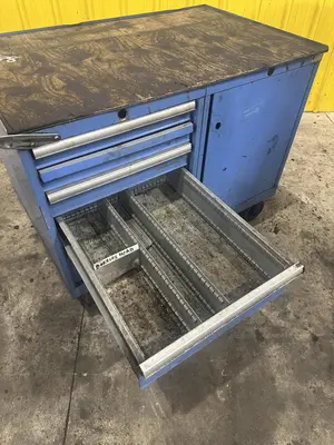 48" X 29" X 36" LISTA JOB BOX CABINET & DRAWERS TOOLBOX ON CASTERS: YOBRO #24488