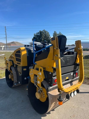 XCMG XD140 Double Drum Vibratory Roller | Iron Listing (5)