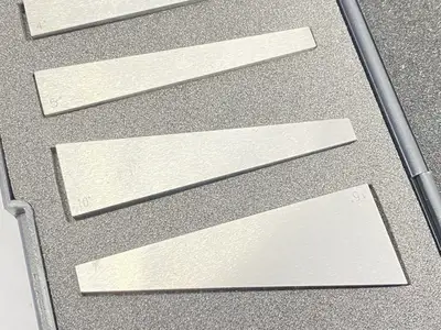 USED VALUE COLLECTION 1 TO 30 DEGREE ANGLE 3" LONG STEEL ANGLE BLOCK SET