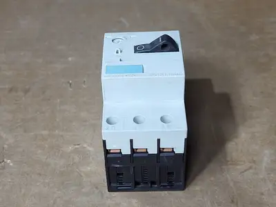 NEW SIEMENS 3RV1011-1HA10