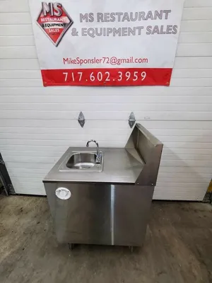 Used _UNKNOWN_ _UNKNOWN_ Hand Washing and Sanitizing Pennsylvania US | MS Restaurant and Equipment Sales #1061274