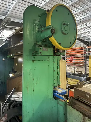 135 TON X 10' CINCINNATI MODEL #5-65 MECHANICAL PRESS BRAKE: STOCK #23039
