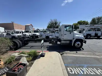 Used 2017 HINO INTERNATIONAL Cab Chassis trucks California US | Commerce Truck Equipment Sales #1548702