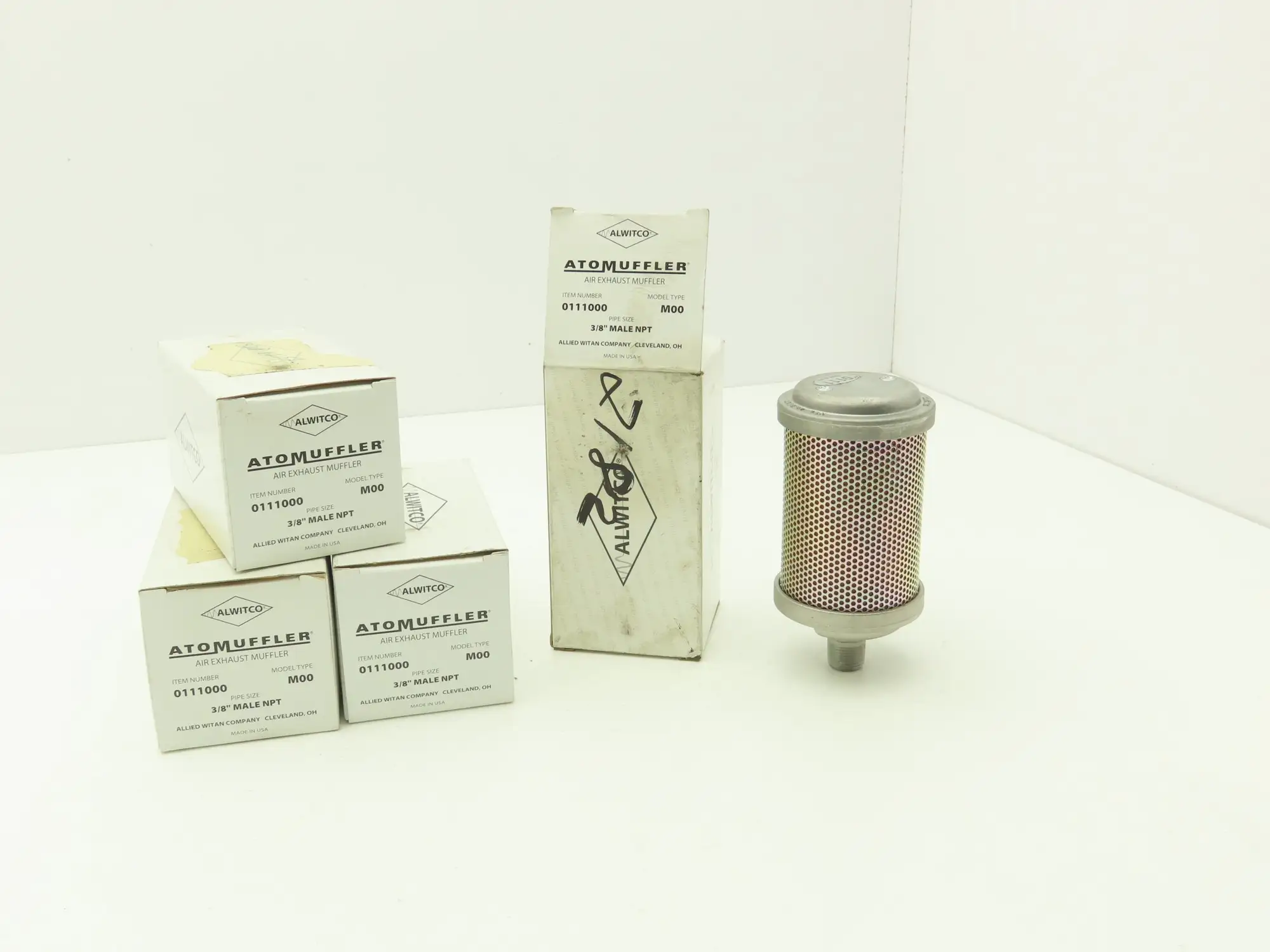 Allied Witan M00 Alwitco AtoMuffler 3/8" NPT 125PSI Max Pressure Lot of 4