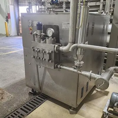 USED 1996 ROSSI & CATELLI PISTON PUMP: PP10511; C-TANK: VC/2000