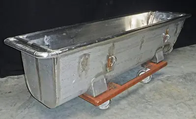 USED HOIST-ABLE DOUGH TROUGH