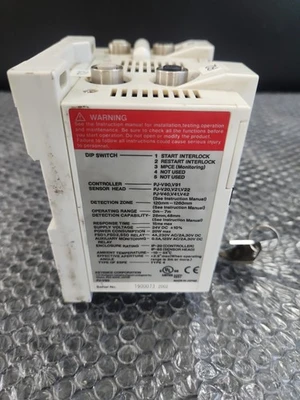 USED KEYENCE PJ-V90