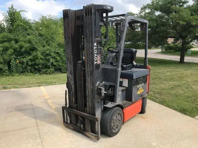 Used 2018 TOYOTA 8FBCU25 Misc Forklifts Illinois US | Somerset Equipment Sales #1543070