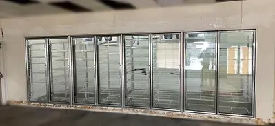 Walk in cooler with 9 glass door - great for convenience store- PRICE REDUCED