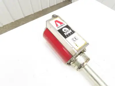 Alemite 9950 A Pneumatic Grease Pump 35lb-70lb Bucket 50:1 Ratio Grease Gun