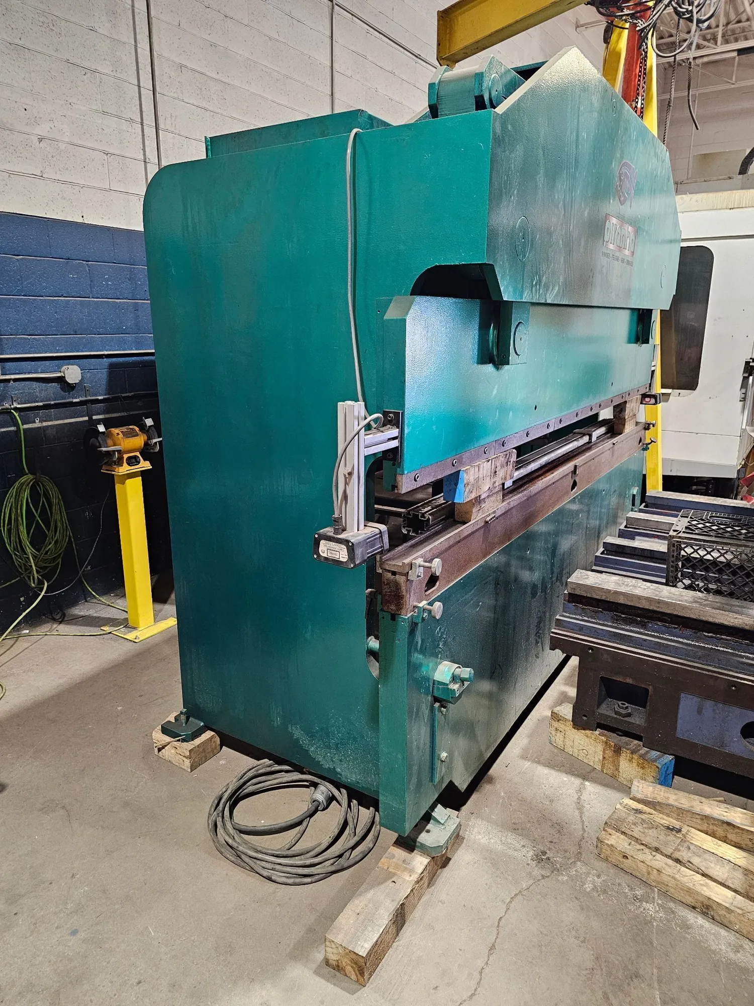 USED 2003 PIRANHA 9510