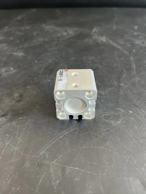 NEW SMC CDQSB16-5D