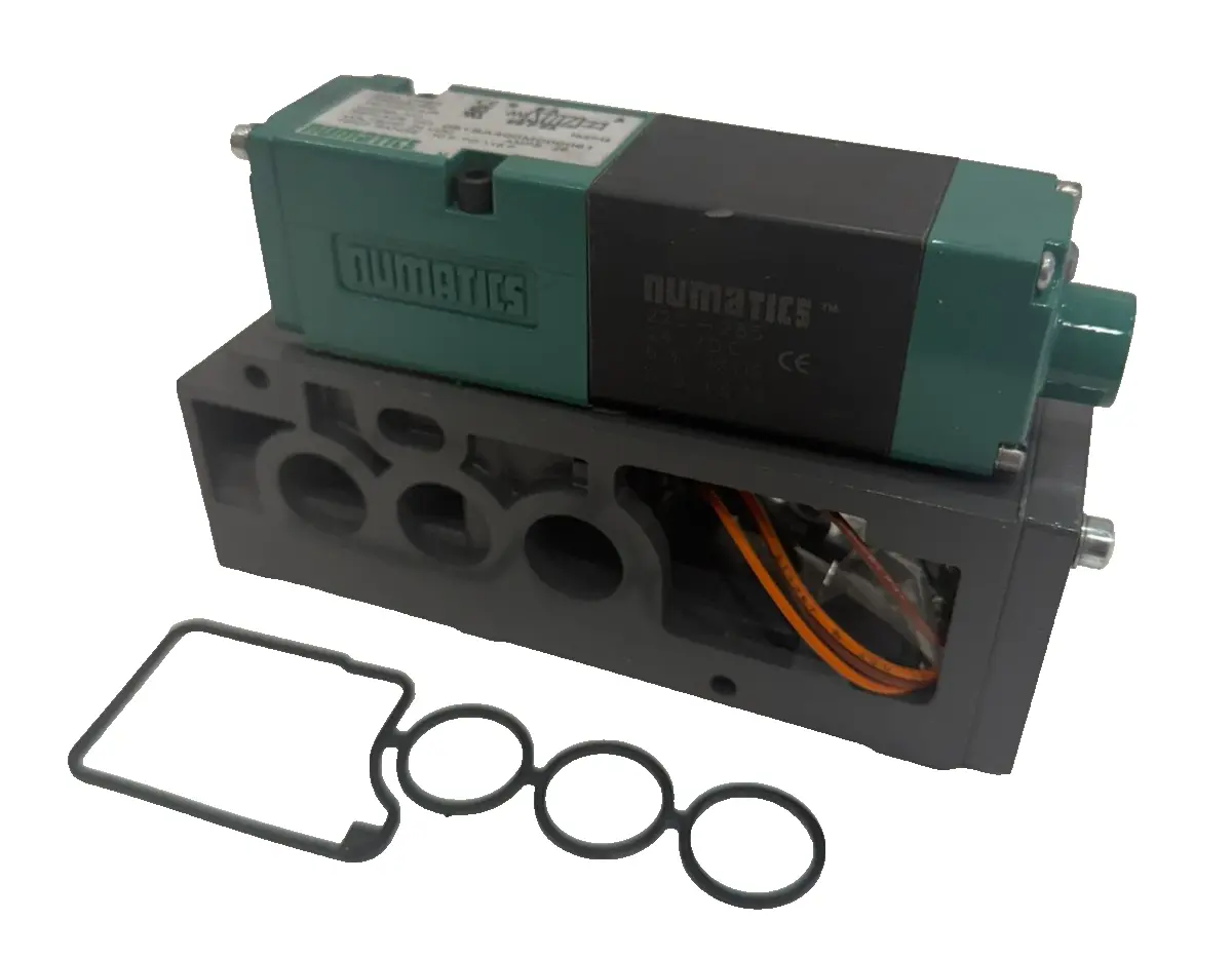 NEW NUMATICS 081SA400M000061 SOLENOID VALVE W/ MANIFOLD BLOCK 24VDC