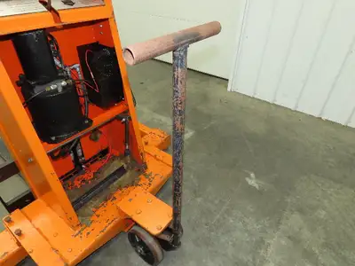 Presto PSA2762 Manual Walkie Straddle Pallet Stacker 12V Lift 2700 Lb 60" Truck