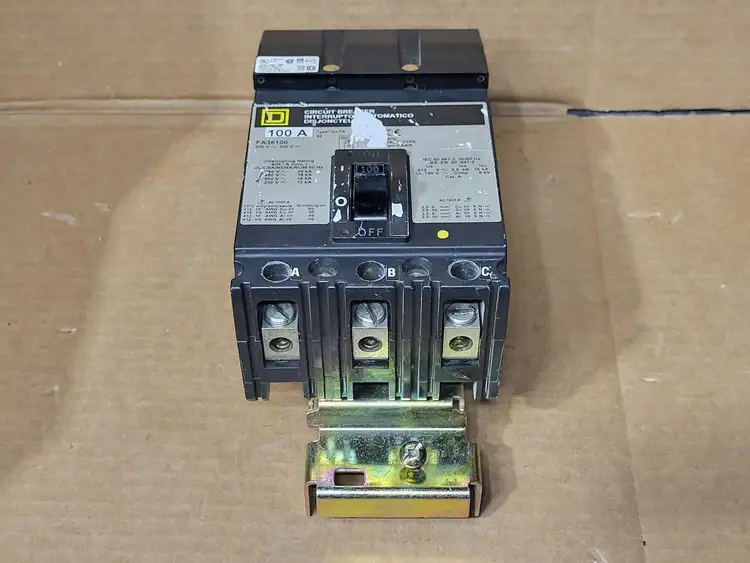 Used SQUARE D FA36100 Switchgears British Columbia CA | Lenmark #913639
