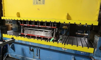 BLOW SC2-300-144-48 Straight-Side Presses | Mohawk Machinery (9)