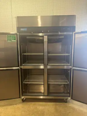 Used Turbo Air Used Turbo Air M3R47-4 52" Solid Half Door Stainless Steel Reach-In Refrigerator Refrigerators Illinois US | Falcon Restaurant Supply #1374893