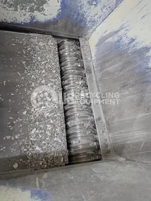 USED 1995 CHALLENGER 52" X 50" SINGLE SHAFT