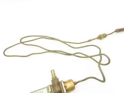 Johnson Controls G9646 V47AA-3 Thermostatic Water Valve 150PSI 3/8" NPT