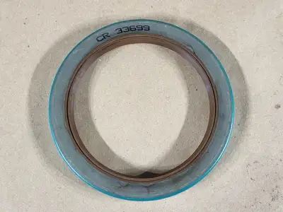 NEW SKF 33699