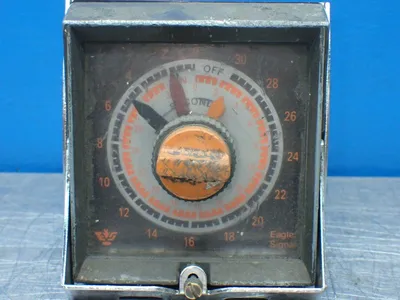 Used EAGLE SIGNAL HG100A6 Timers Ohio US | HGR 24 #884041