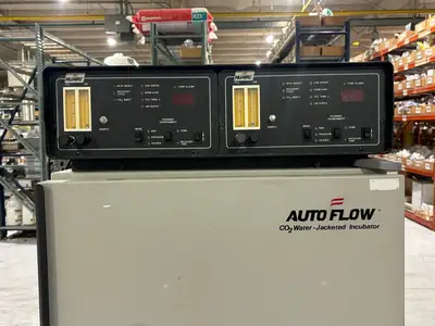 Used Nuaire Auto Flow CO2 Water Jacketed Incubator Lab Incubators Michigan US | Maverick Industrial Sales #1487641