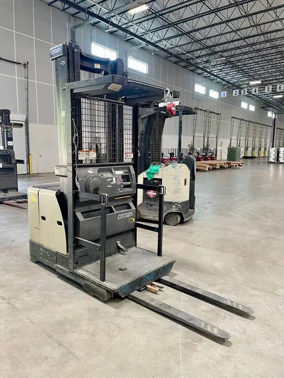 Used 2012 CROWN SP3520-30 Order Pickers Texas US | TB Forklifts #1274889