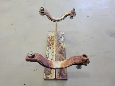 3", Anvil Pipe Clamp, Bolted