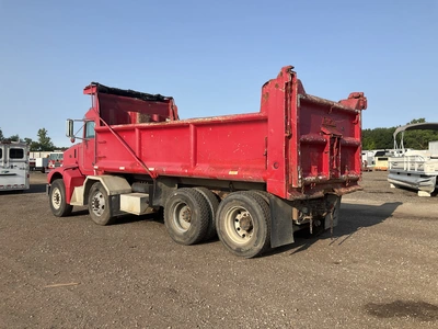 Used 2003 PETERBILT 385 Dump trucks Michigan US | Miedema Asset Management Group #1321241