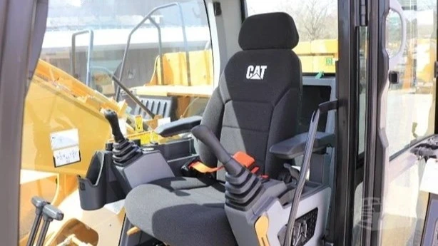 USED 2024 Caterpillar 330GC