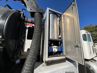 Used 2013 PETERBILT 367 Hydro Excavators California US | Big Truck & Equipment #1412304