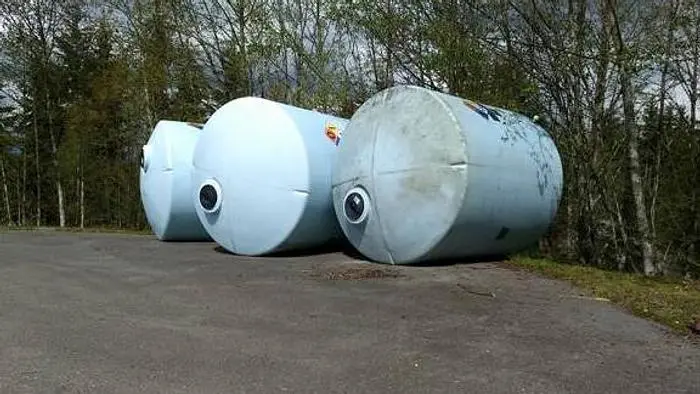 6,000 Gallon Tanks