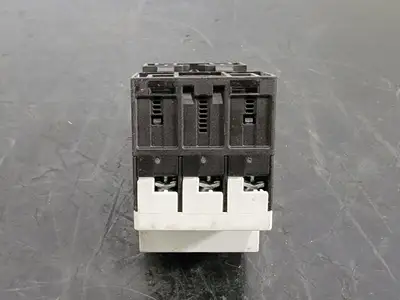 USED SIEMENS 3RV1011-1BA10