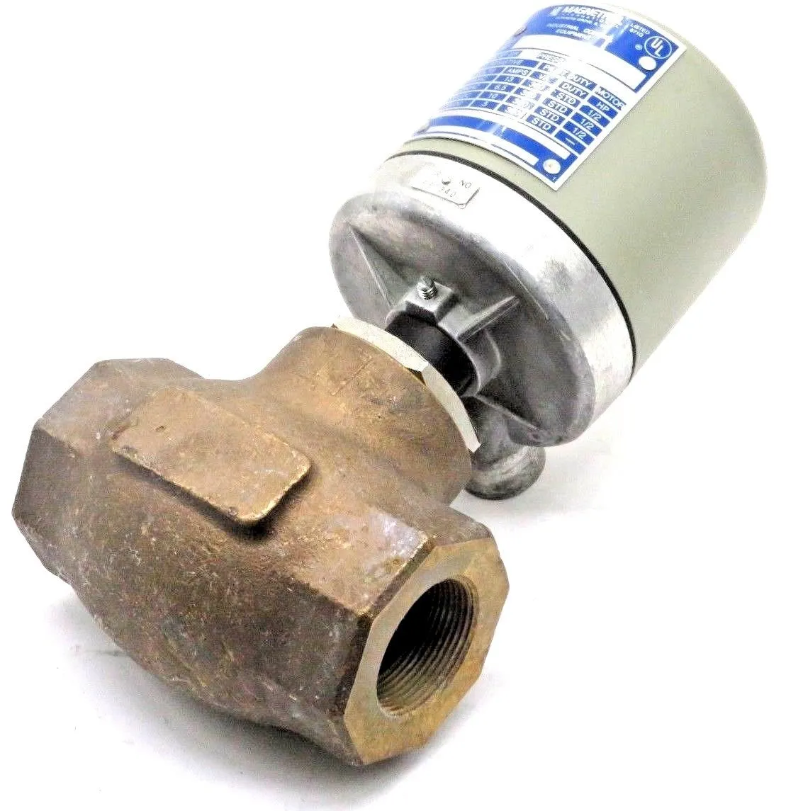 NEW MAGNETROL F50-1C2C-AAR FLOW CONTROL SWITCH F501C2CAAR