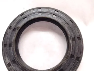 USED TTO SHAFT SEAL