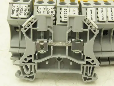 Allen Bradley 1492-J6 Terminal Blocks DIN Rail Mount 800V 6mm² Lot of 100