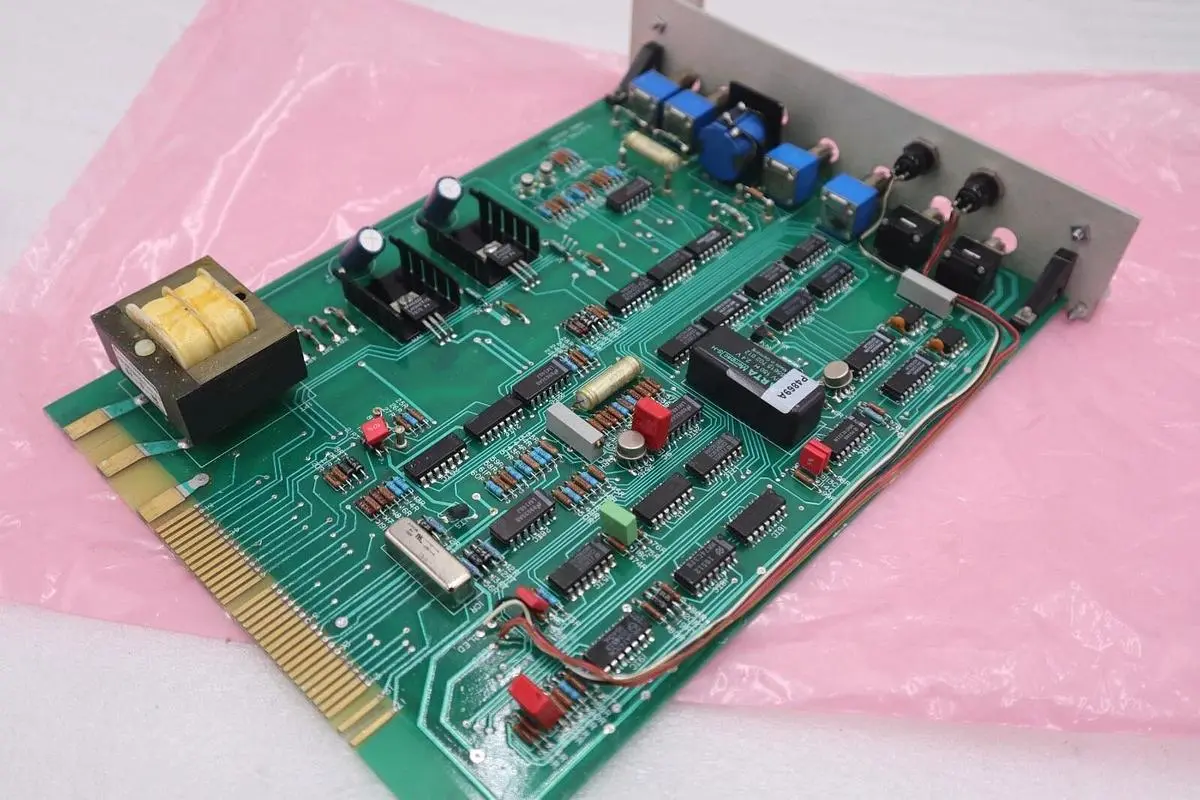 BOMAC ELECTRO-FLYTE 12M20-00023-61 / 12M2000023 BOARD STOCK 3759A