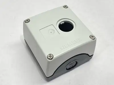 New | in-Stock Siemens Empty Enclosure 1-Hole 22mm Electrical Boxes Michigan US | Maverick Industrial Sales #1467984