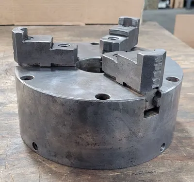 CUSHMAN 8" - 3 Jaw Chuck Tooling & Accessories, Lathe Chucks | Machinery Central (2)