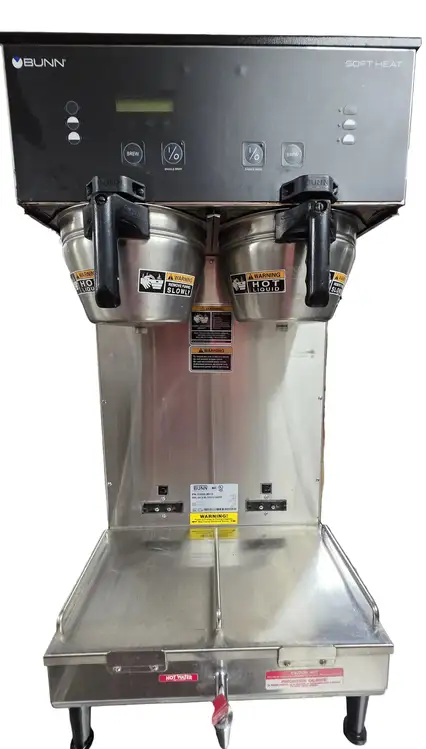 Used Bunn Used Bunn 33500.0013 BrewWISE Dual SH DBC Coffee Brewer - 120/240V, 6800W Coffee Equipment Illinois US | Falcon Restaurant Supply #1373565