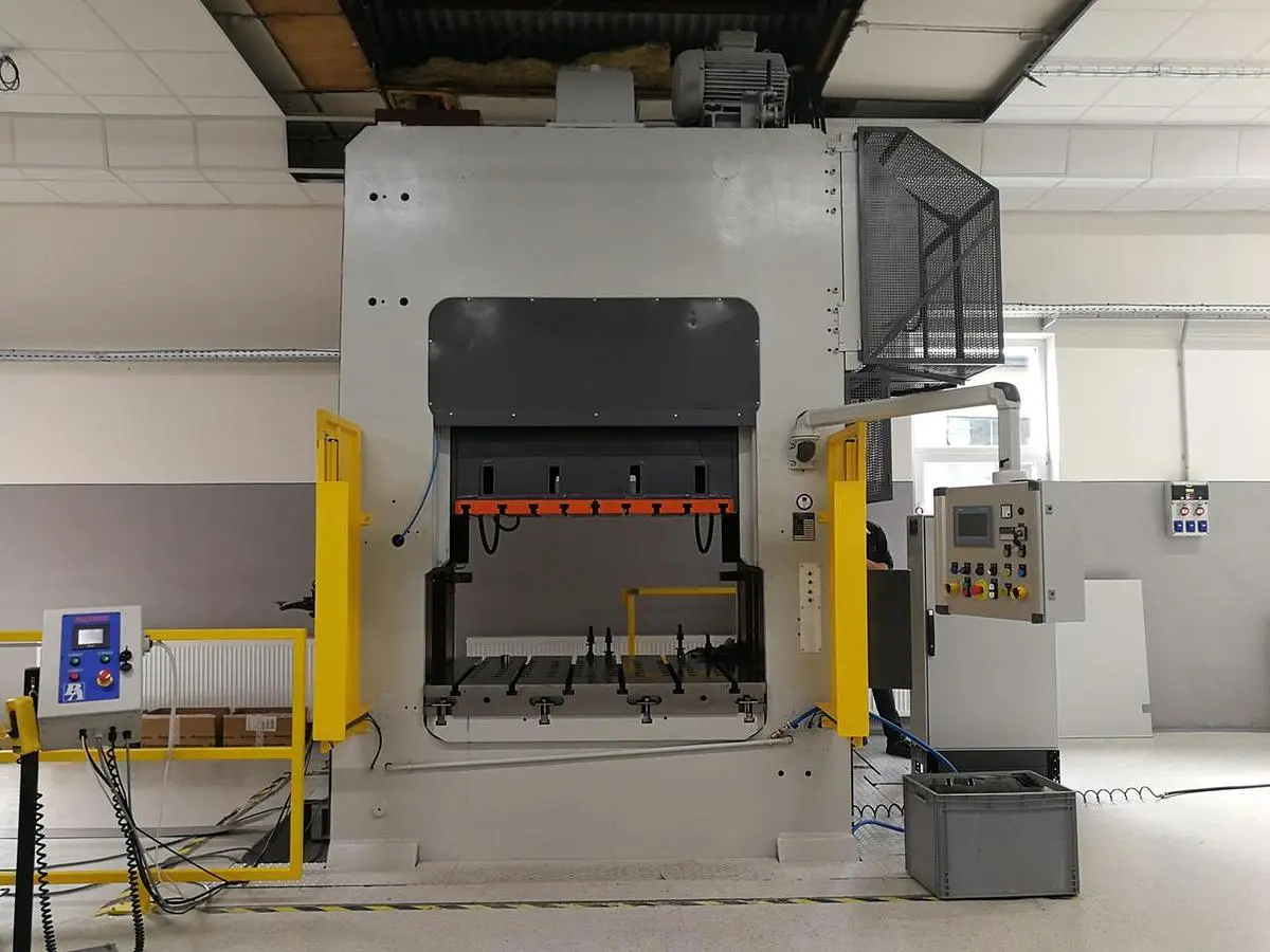 Used 2019 PRESSMONT LKT 250D Straight Side Presses CZ | Amaron s.r.o. #1065226