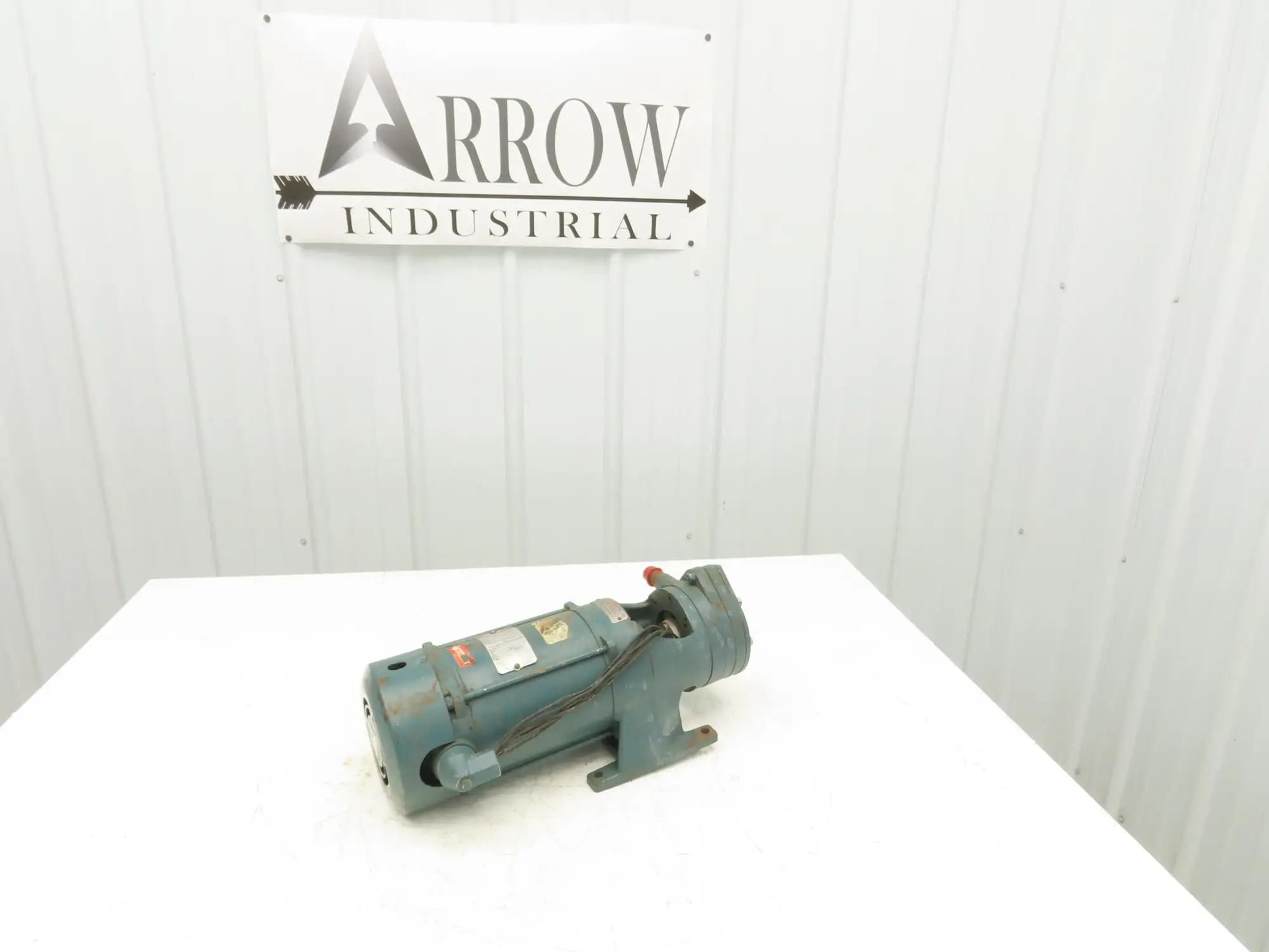 Reliance Eastern 2J-34-D Centrifugal Pump 1/2"NPT 3/4Hp 115/230V 1PH Broken Foot-