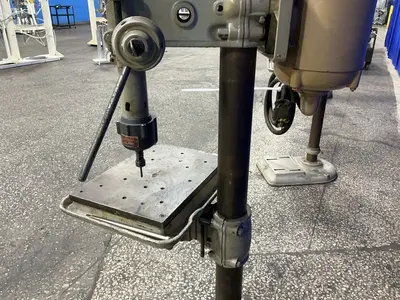 Used DELTA _UNKNOWN_ Drill Press (Woodworking) Ohio US | HGR 24 #1518921