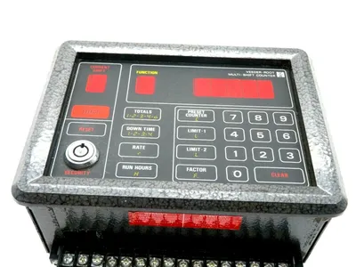 USED VEEDER-ROOT 793105-201 MULTI-SHIFT COUNTER 115V 50/60HZ 793105201