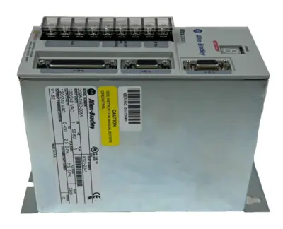 NEW ALLEN BRADLEY 2098-DSD-005X ULTRA 3000 SERVO DRIVE 2.5/7.5A SER. C