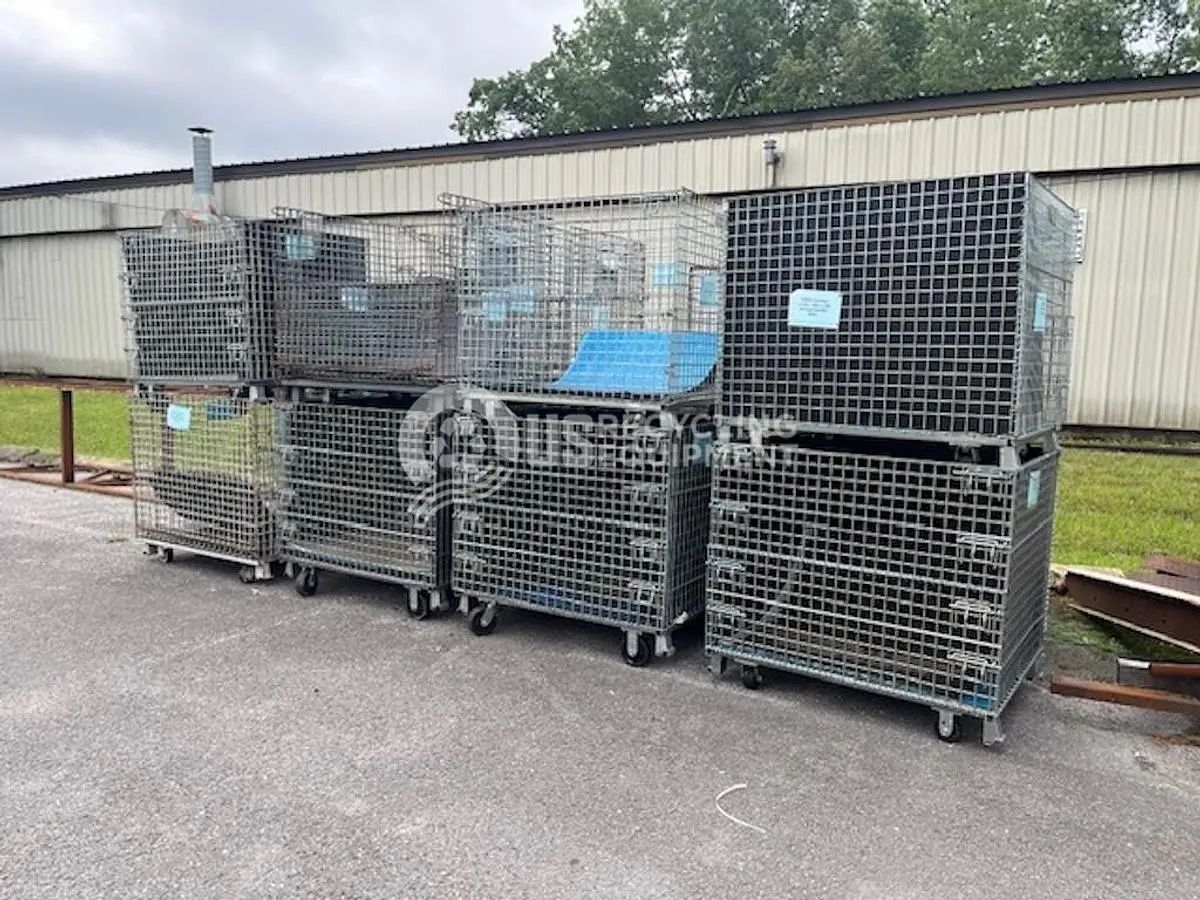 Unknown Manufacturer: Used (500) 4'x4'x39" Collapsible Wire Crates