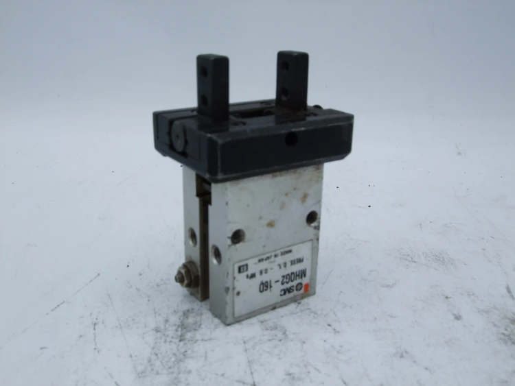 Used SMC MHQG2-16D Parts (Hydraulics and Pneumatics) | BG Industrial Surplus #472796