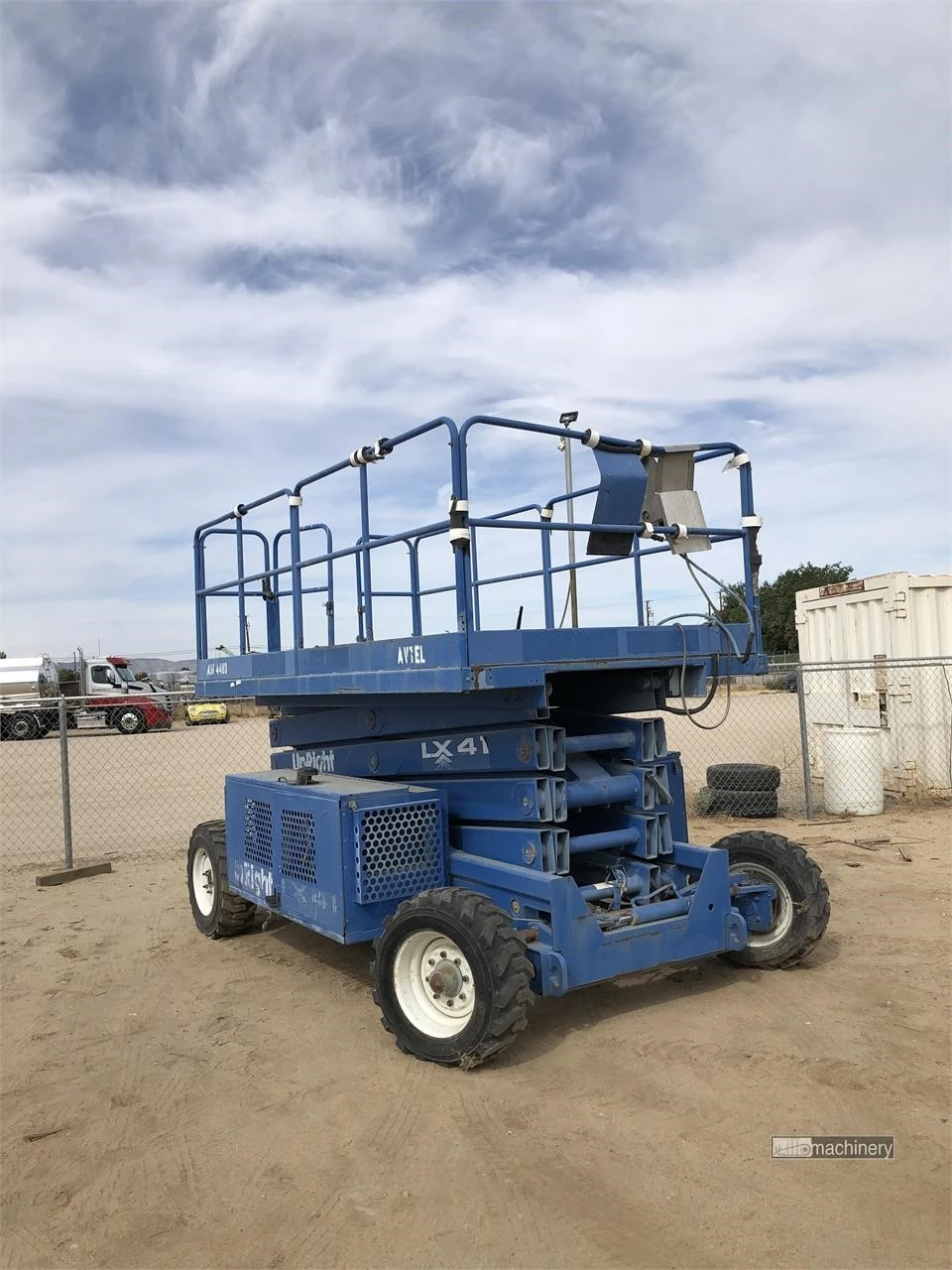 Used 2005 UPRIGHT LX41 Scissor Lifters California US | Lillo Machinery #1403852