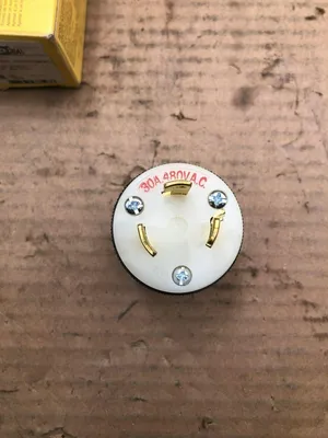 HUBBELL HBL2641 TWIST-LOCK PLUG 480V 30A 2P 3W L8-30P 2641 -NIB